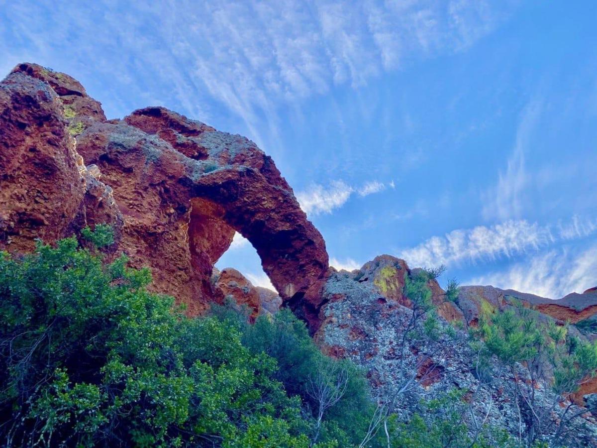 BuffelskloofRed Mountain Ridge Karoo Oasis And Guest Farmアパートメント エクステリア 写真